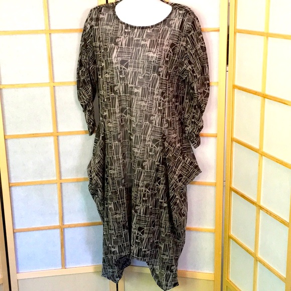 Wearable Art, Spirit House Midi Dress Stretchy Sheer Polyester, Size M - Picture 5 of 11